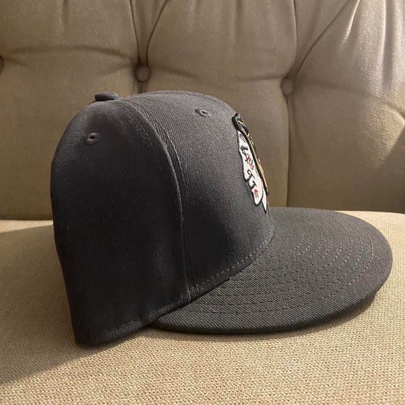 VTG Chicago Blackhawks New Era 59FIFTY Graphite Grey Fitted Hat Cap 7 1/4 - Picture 4 of 5